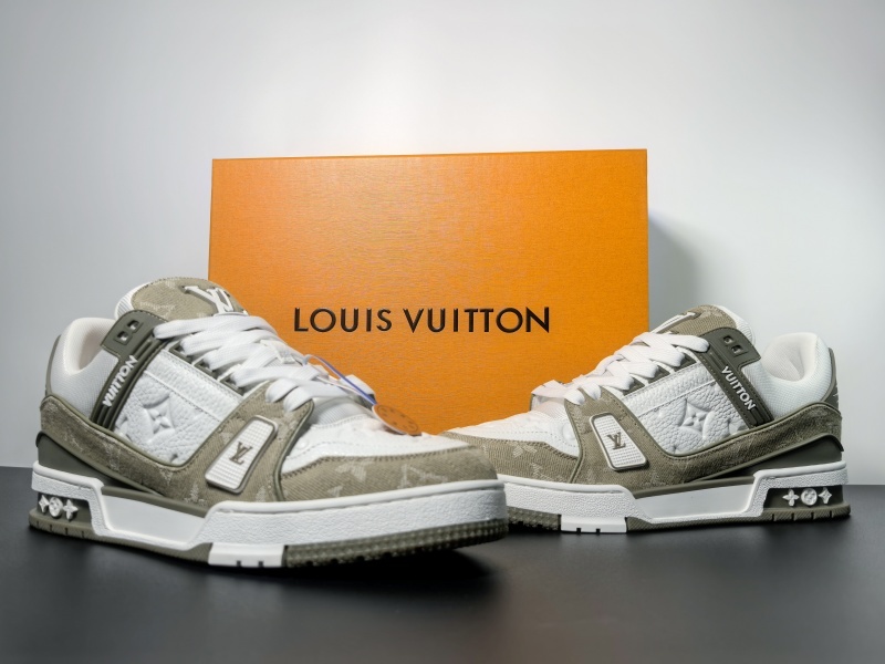 Louis Vuitton Trainer Sneakers(EU35-46)