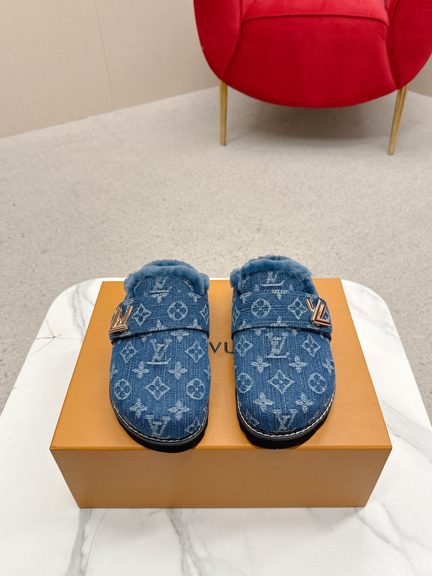 Louis Vuitt0n2025ss Slides(EU35-45)