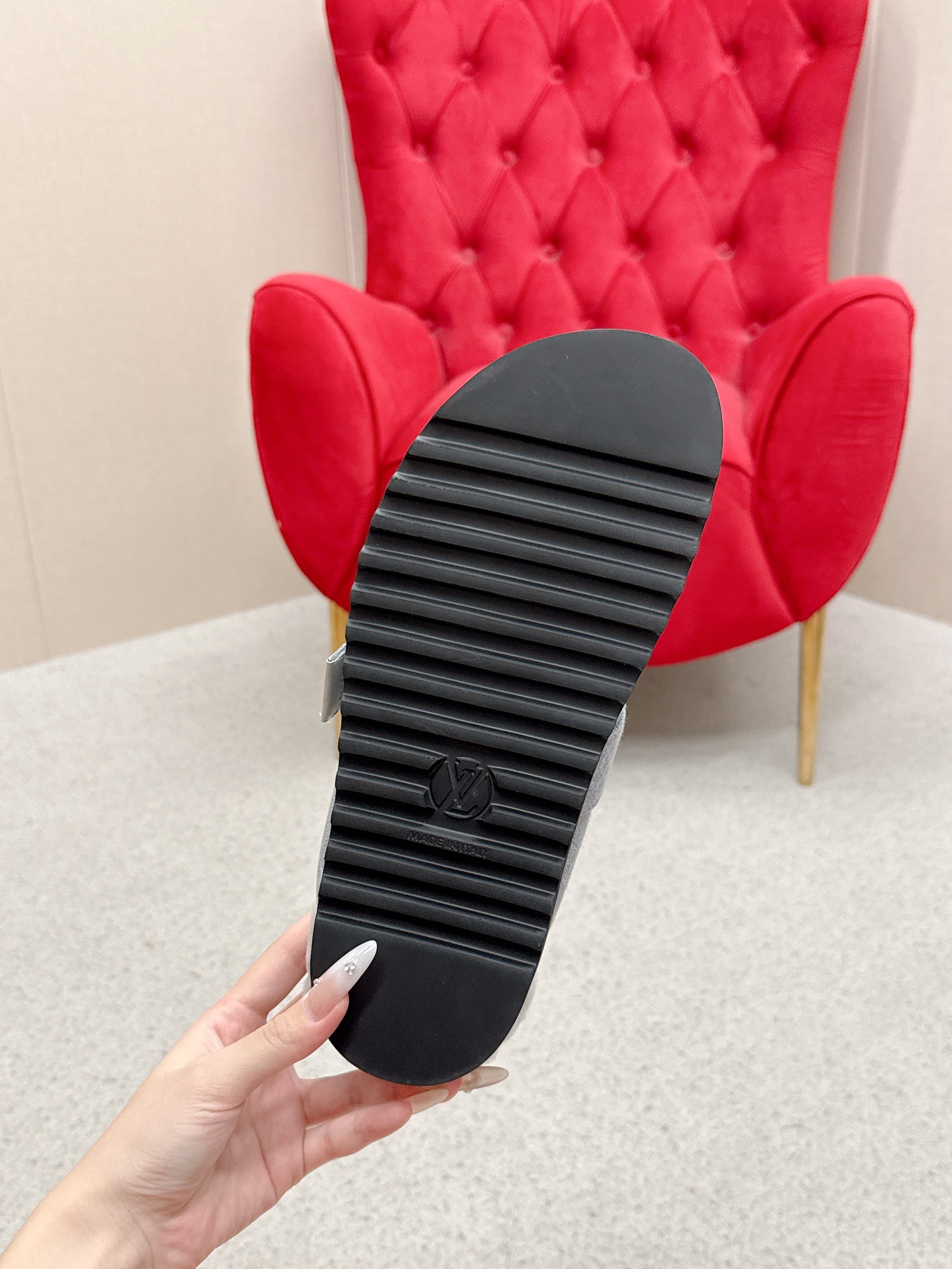 Louis Vuitt0n2025ss Slides(EU35-45)