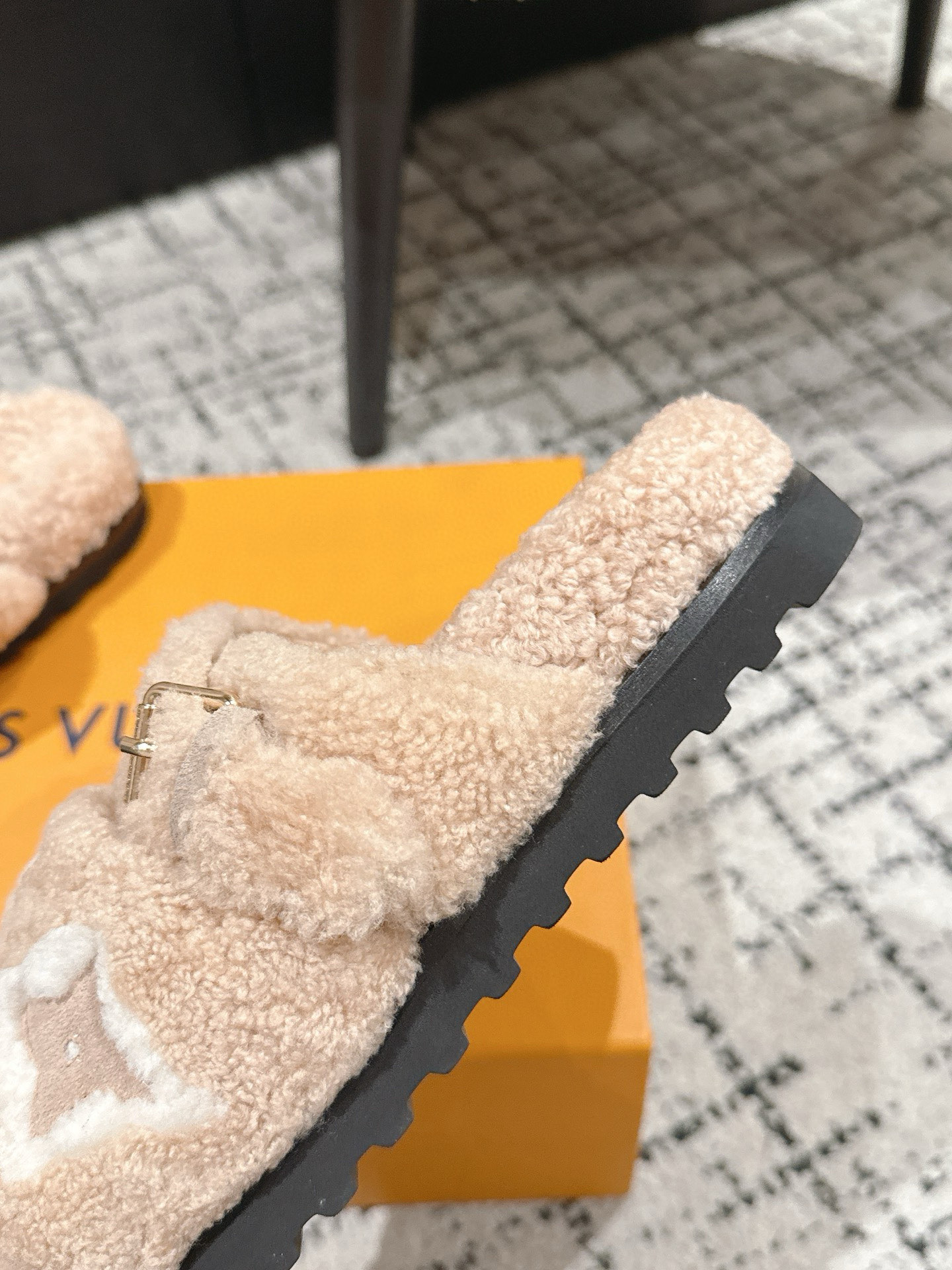 Louis Vuitt0n 2025SS Slides(EU35-46)