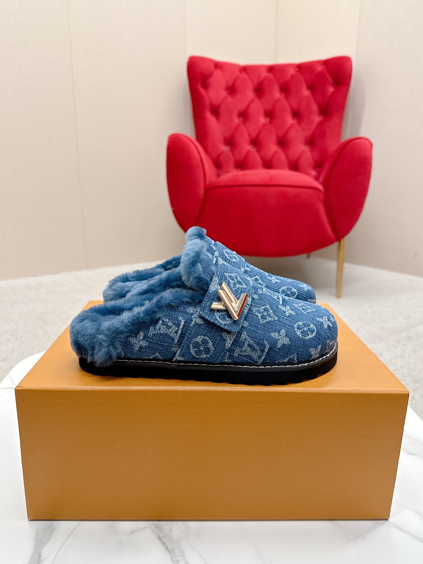 Louis Vuitt0n2025ss Slides(EU35-45)