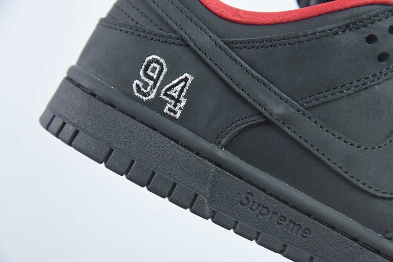 Sup x NK Dunk SB PRO OG QS HQ8487-001