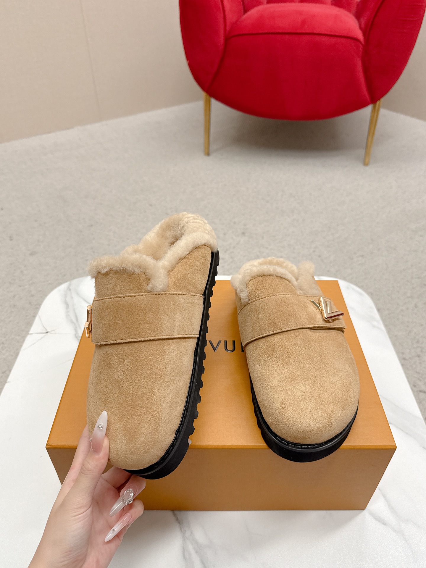 Louis Vuitt0n2025ss Slides(EU35-45)