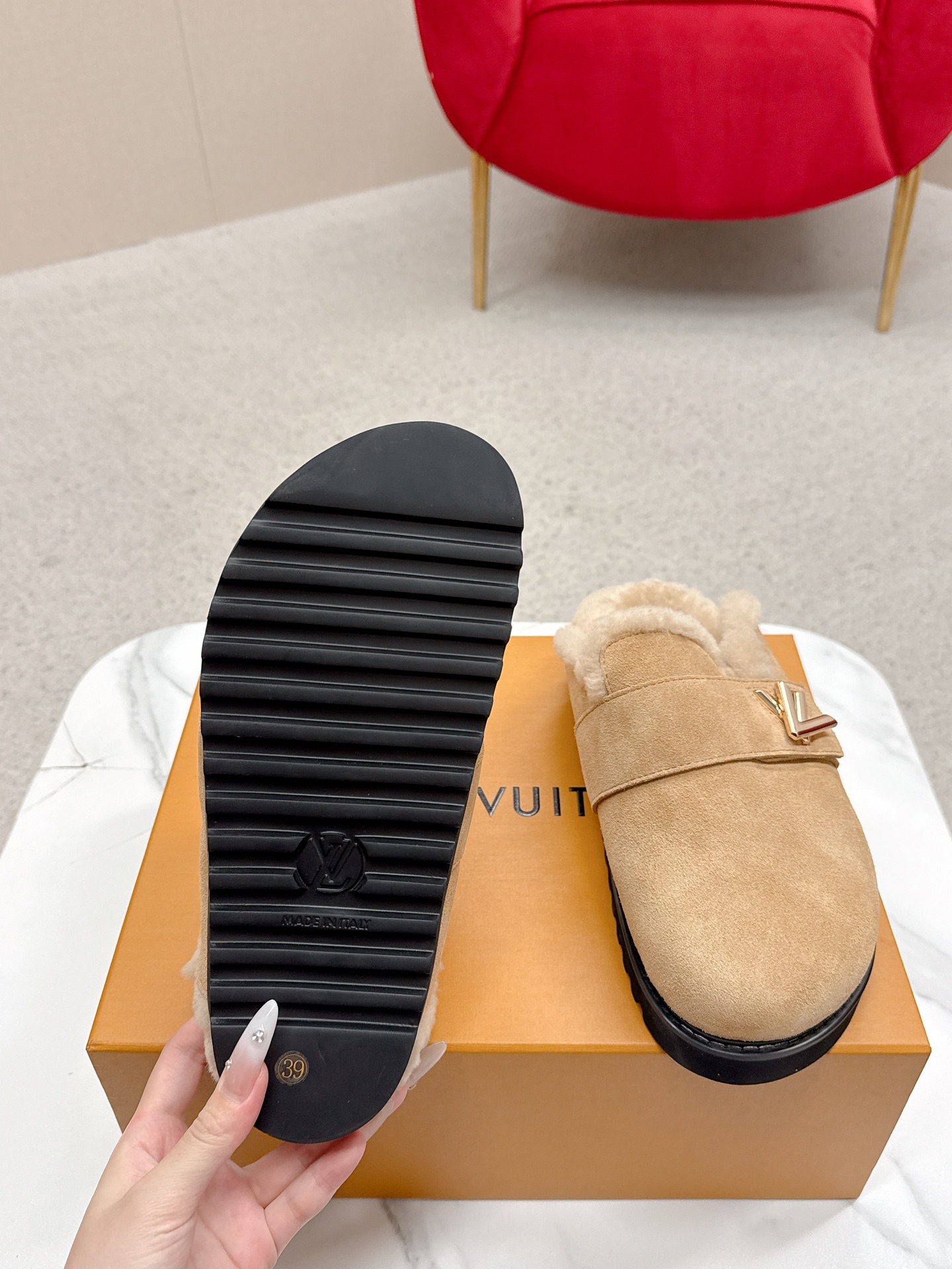 Louis Vuitt0n2025ss Slides(EU35-45)