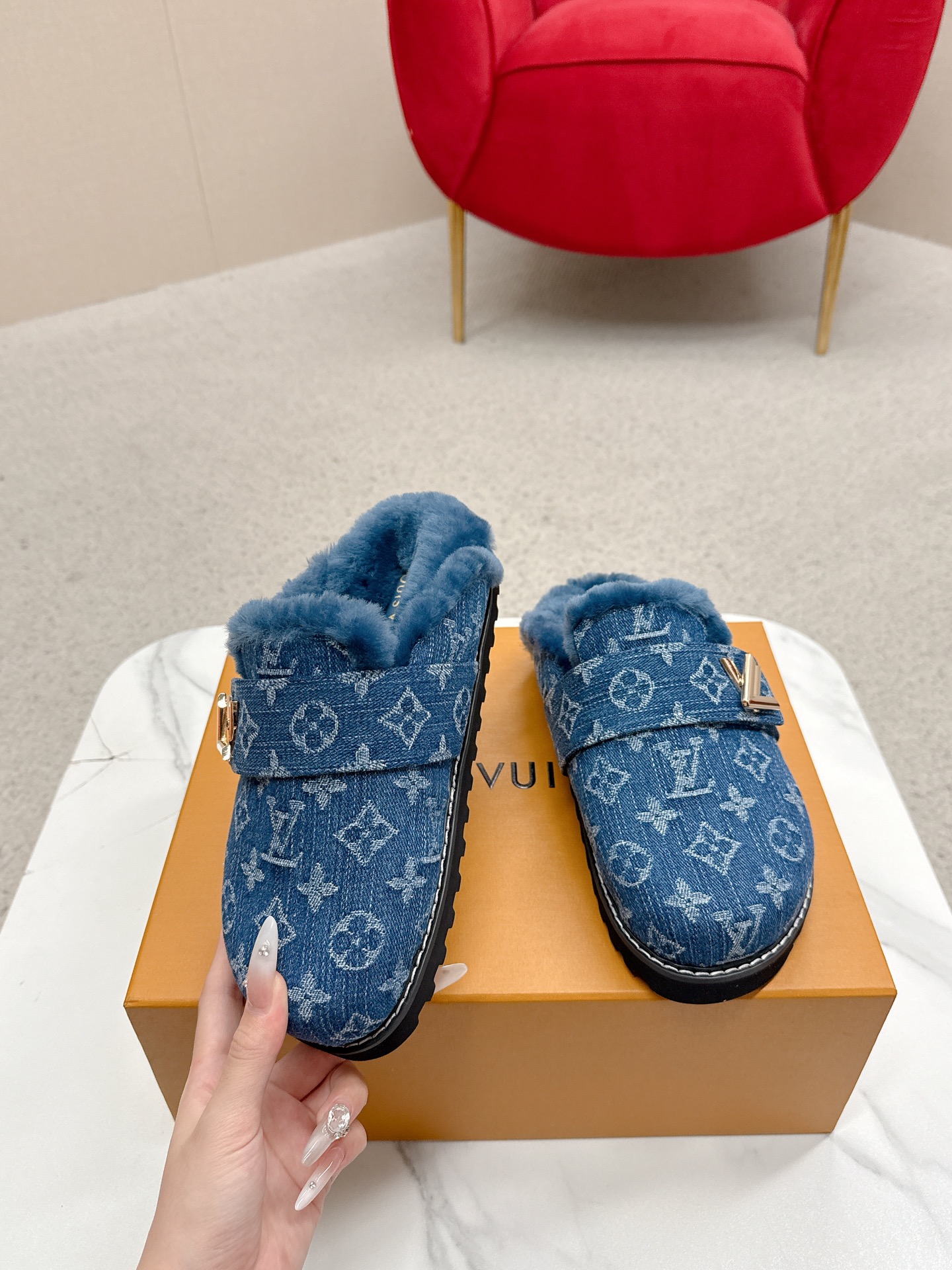 Louis Vuitt0n2025ss Slides(EU35-45)