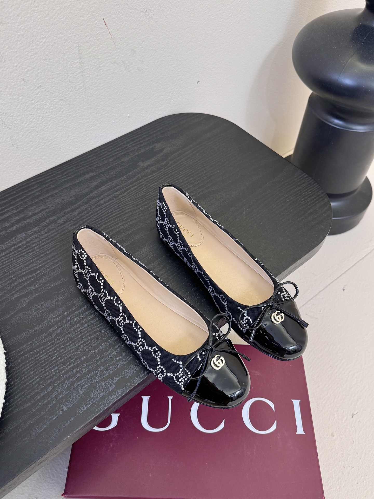 Guc*ci 2025ss Flats(EU35-41)