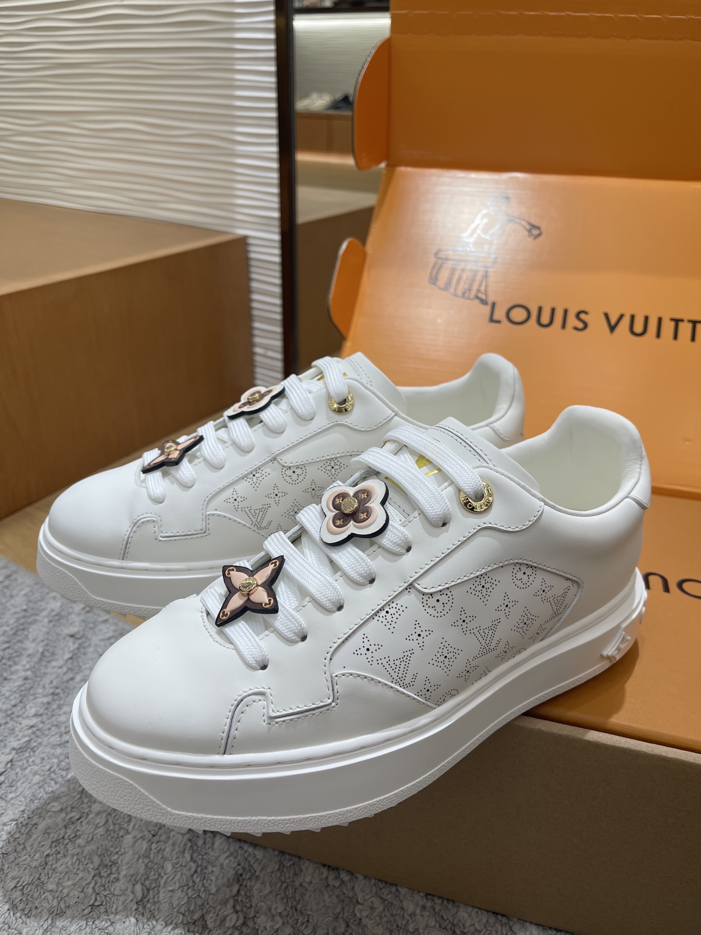 Lo*uis Vu*itton 25ss Sneakers(EU35-41)