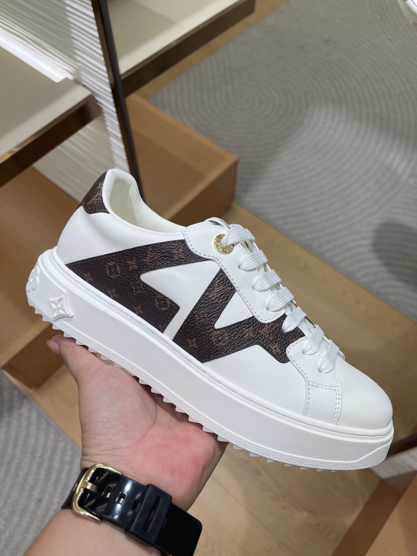 Lo*uis Vu*itton 25ss Sneakers(EU35-41)