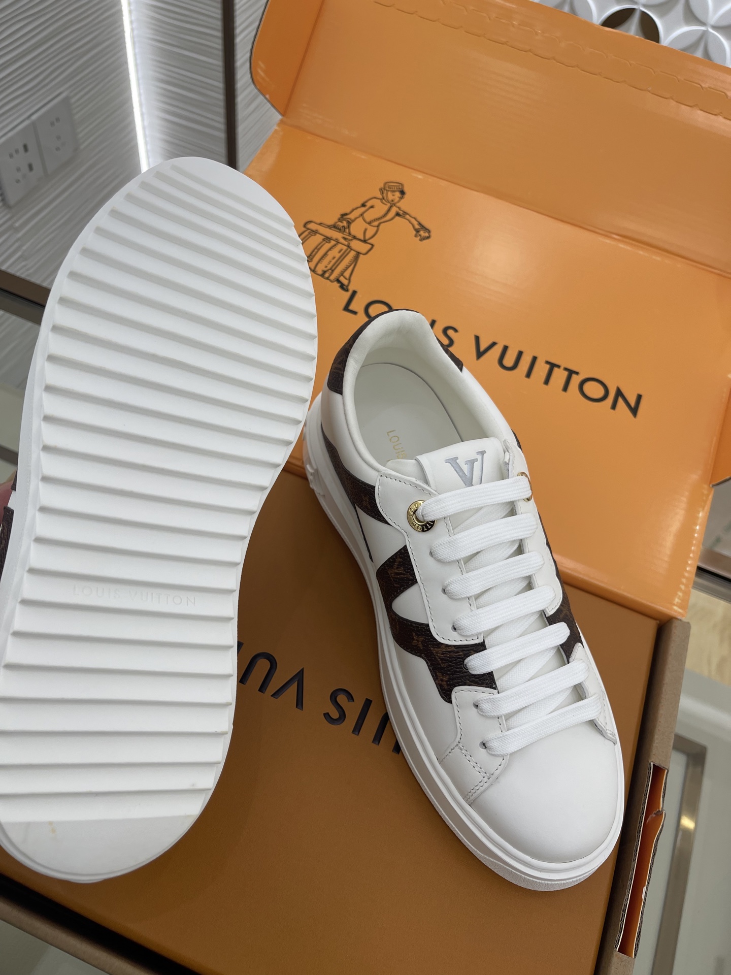 Lo*uis Vu*itton 25ss Sneakers(EU35-41)