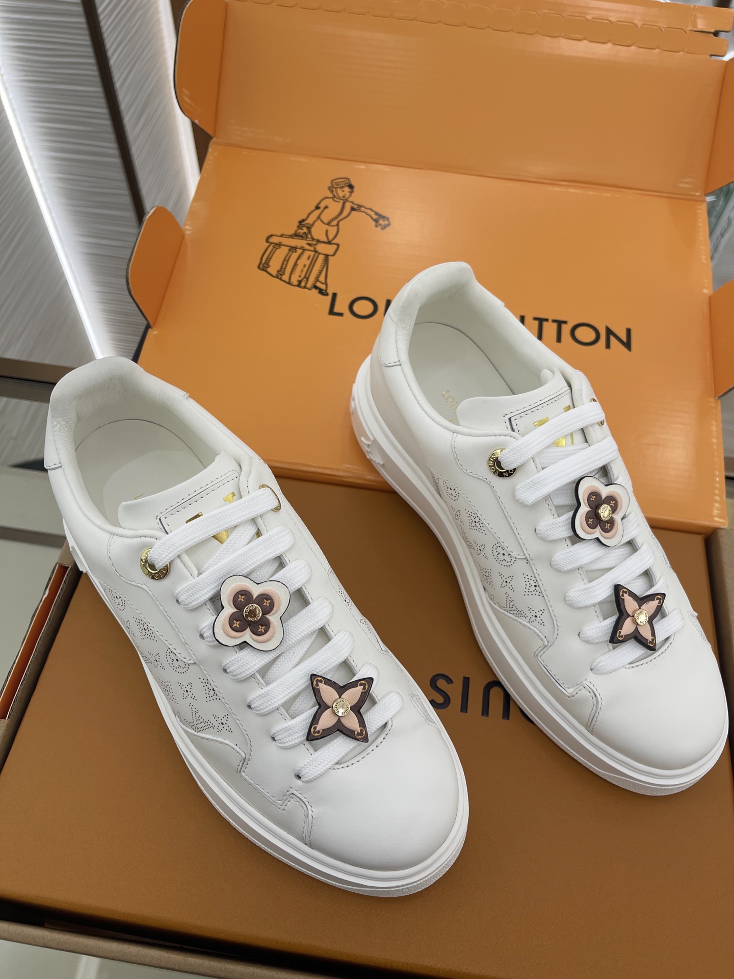 Lo*uis Vu*itton 25ss Sneakers(EU35-41)