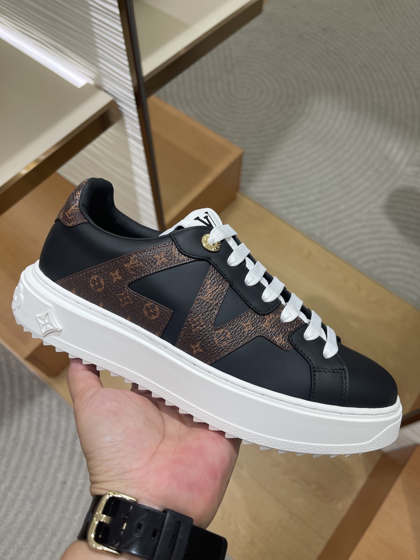 Lo*uis Vu*itton 25ss Sneakers(EU35-41)