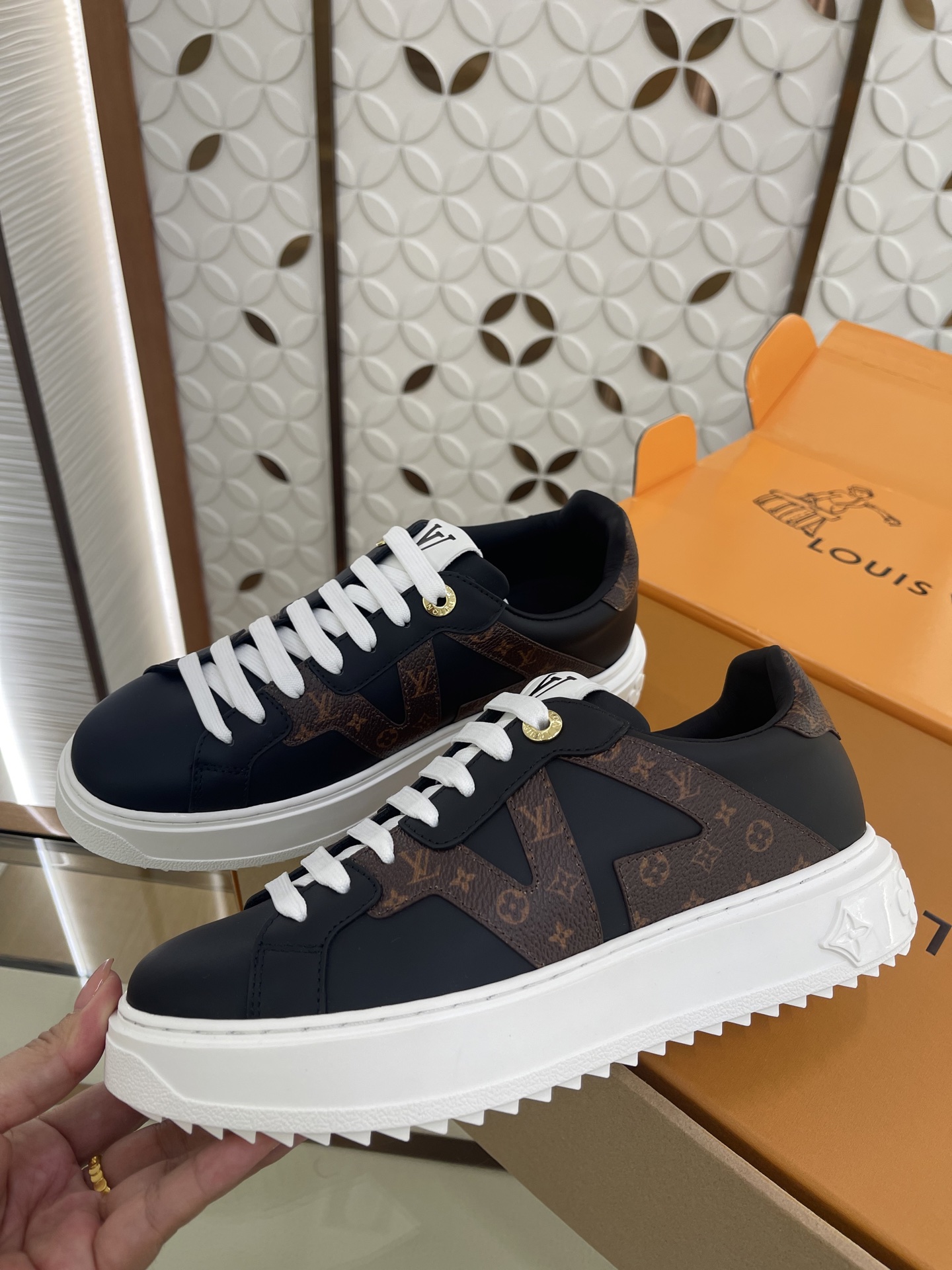 Lo*uis Vu*itton 25ss Sneakers(EU35-41)