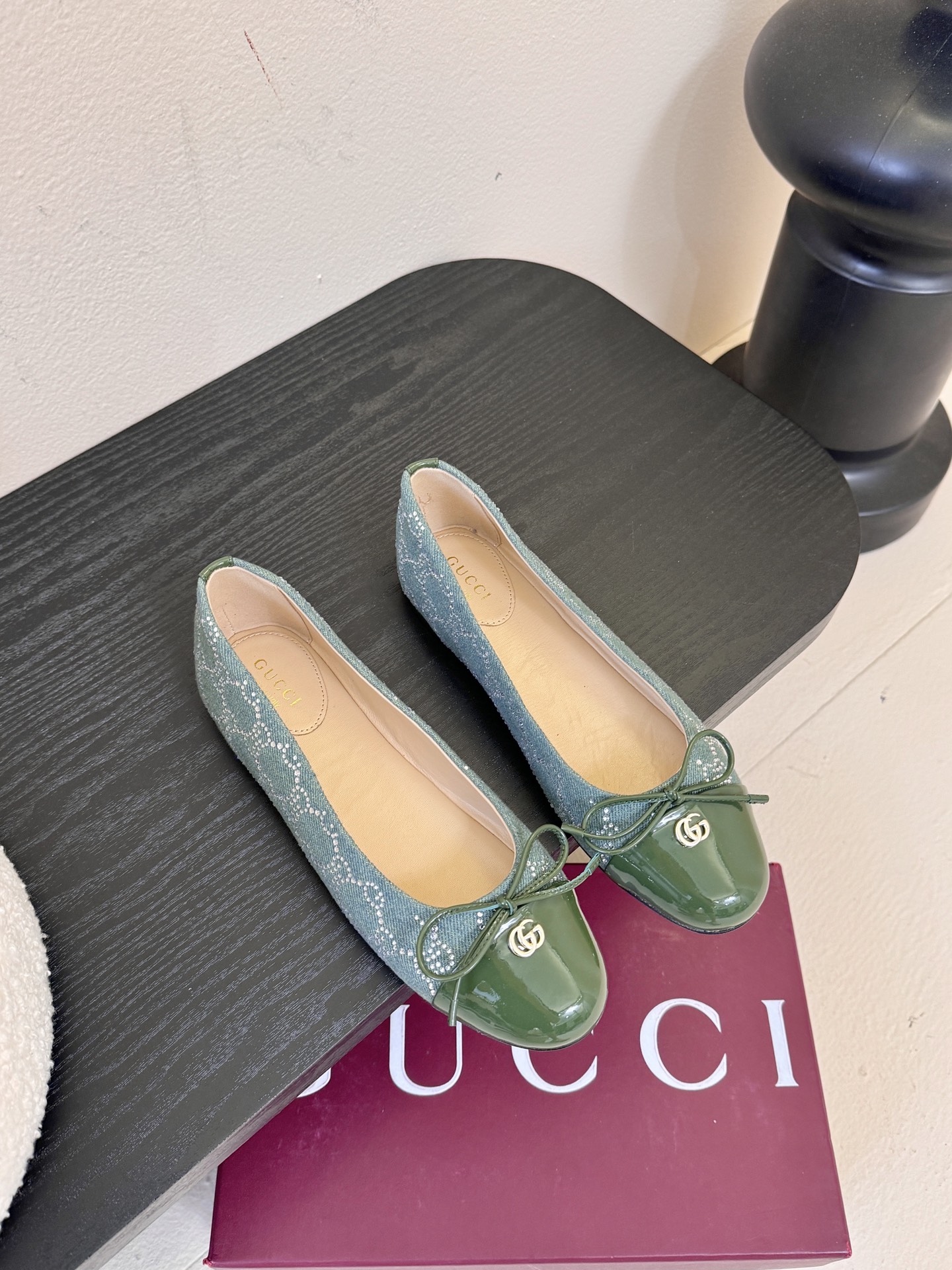 Guc*ci 2025ss Flats(EU35-41)