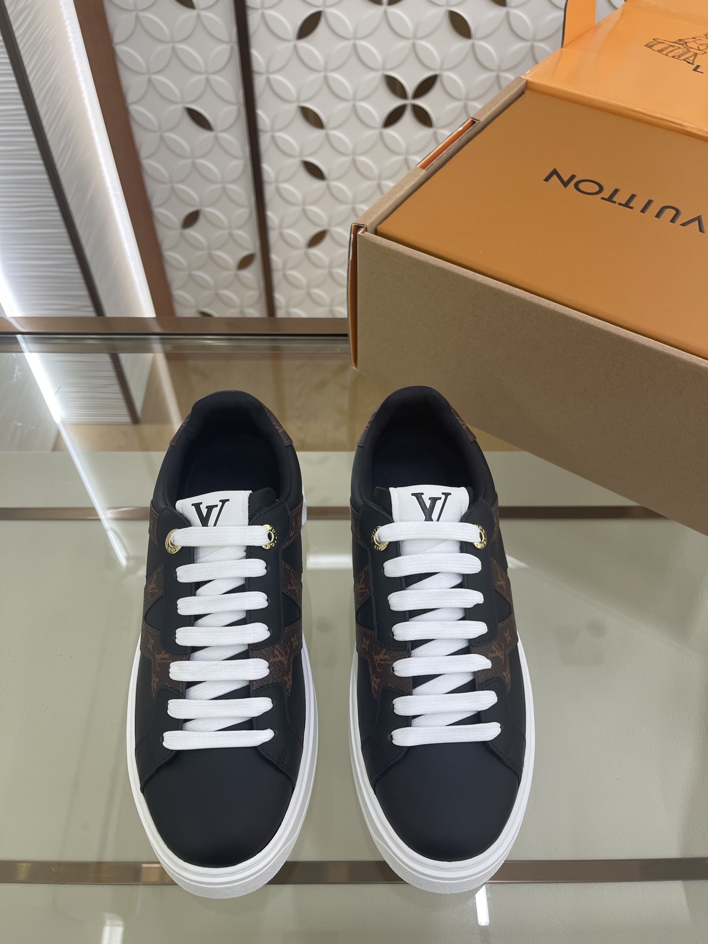 Lo*uis Vu*itton 25ss Sneakers(EU35-41)