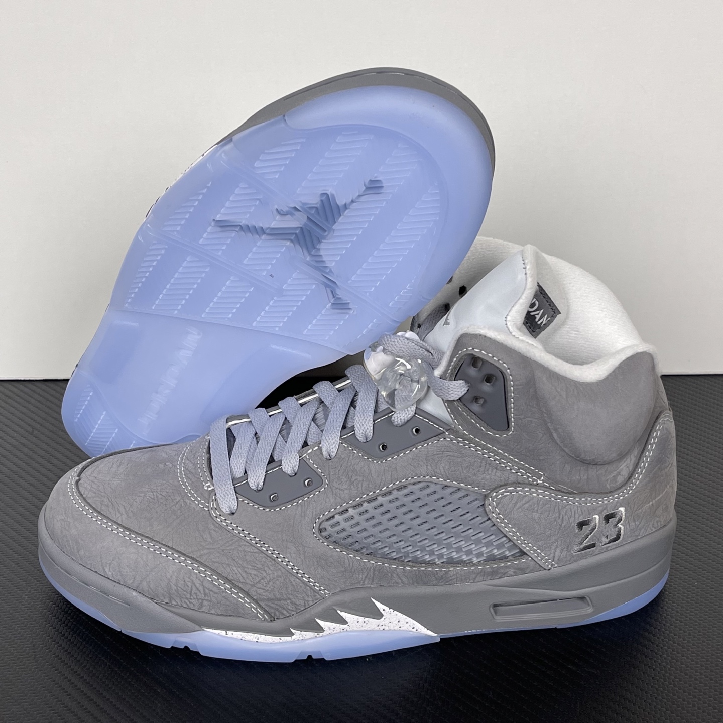 Air Jordan 5 Retro AJ5 DD0587-002