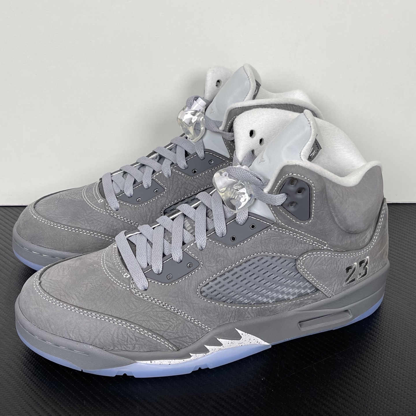 Air Jordan 5 Retro AJ5 DD0587-002