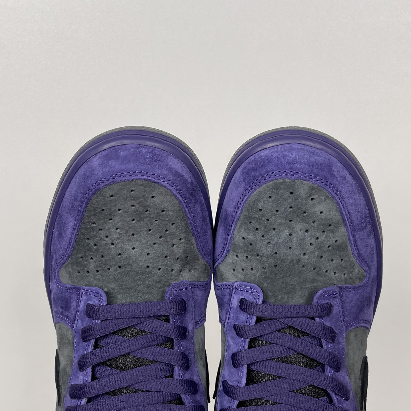 Supreme x Nk Dunk SB Dunk Low HQ8487-500