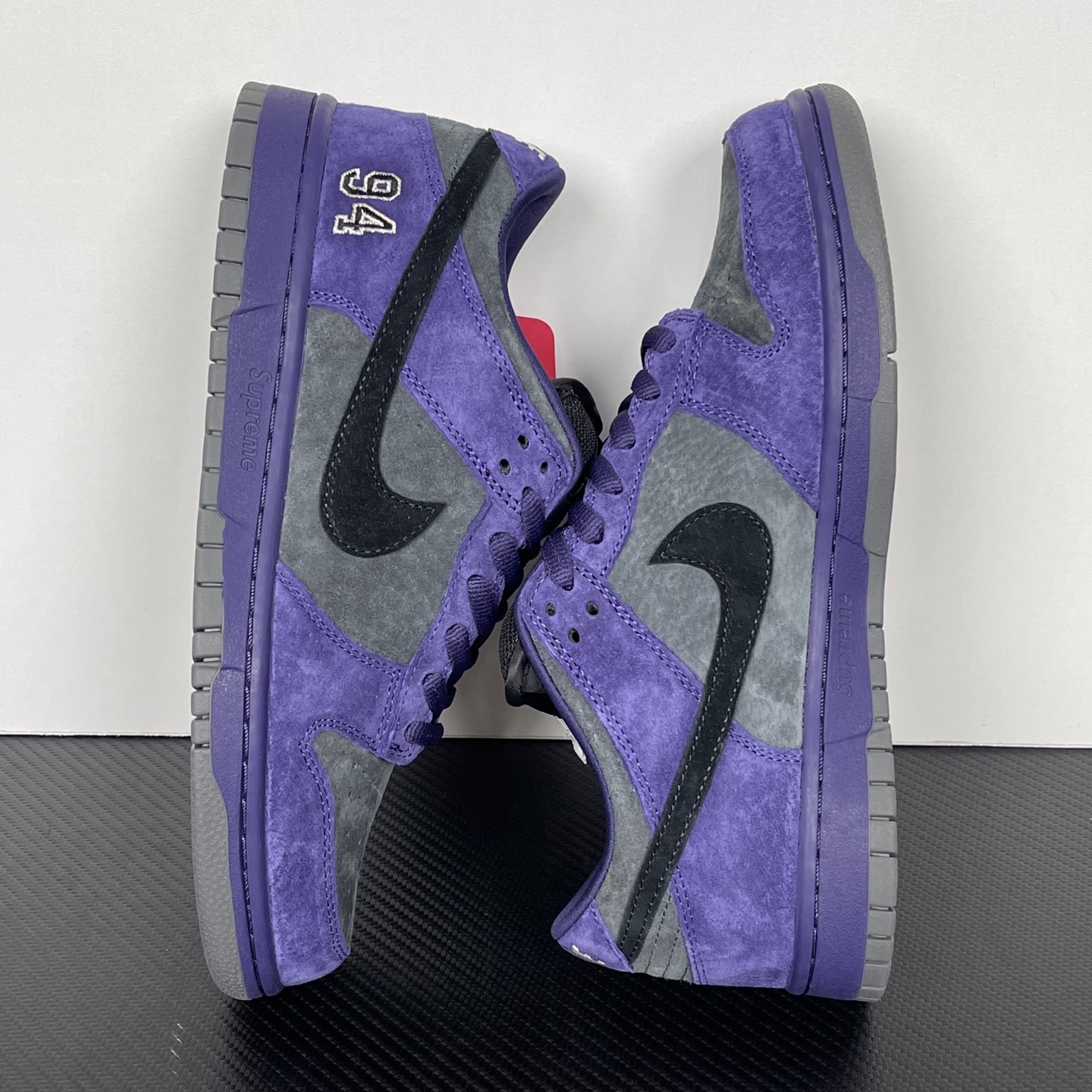 Supreme x Nk Dunk SB Dunk Low HQ8487-500