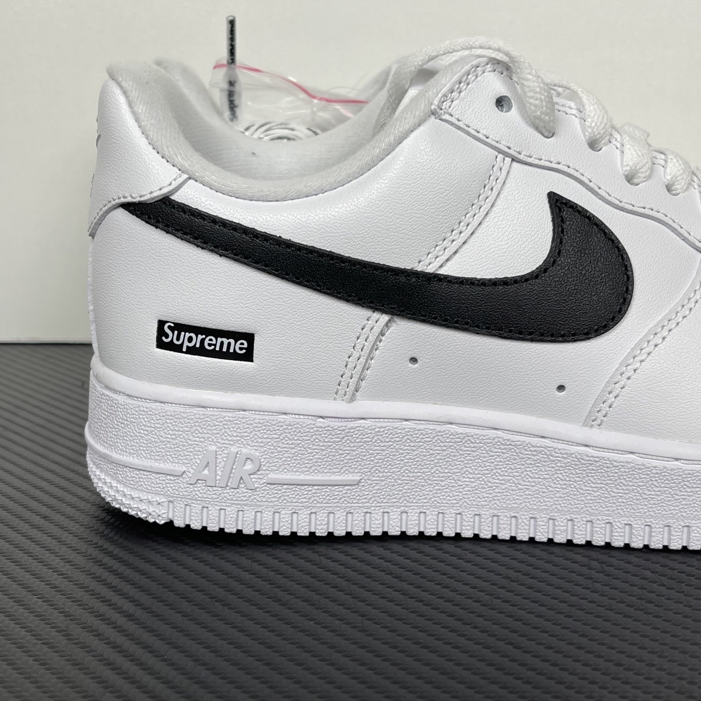 Supreme xNK Air Force 1 CU9225-102