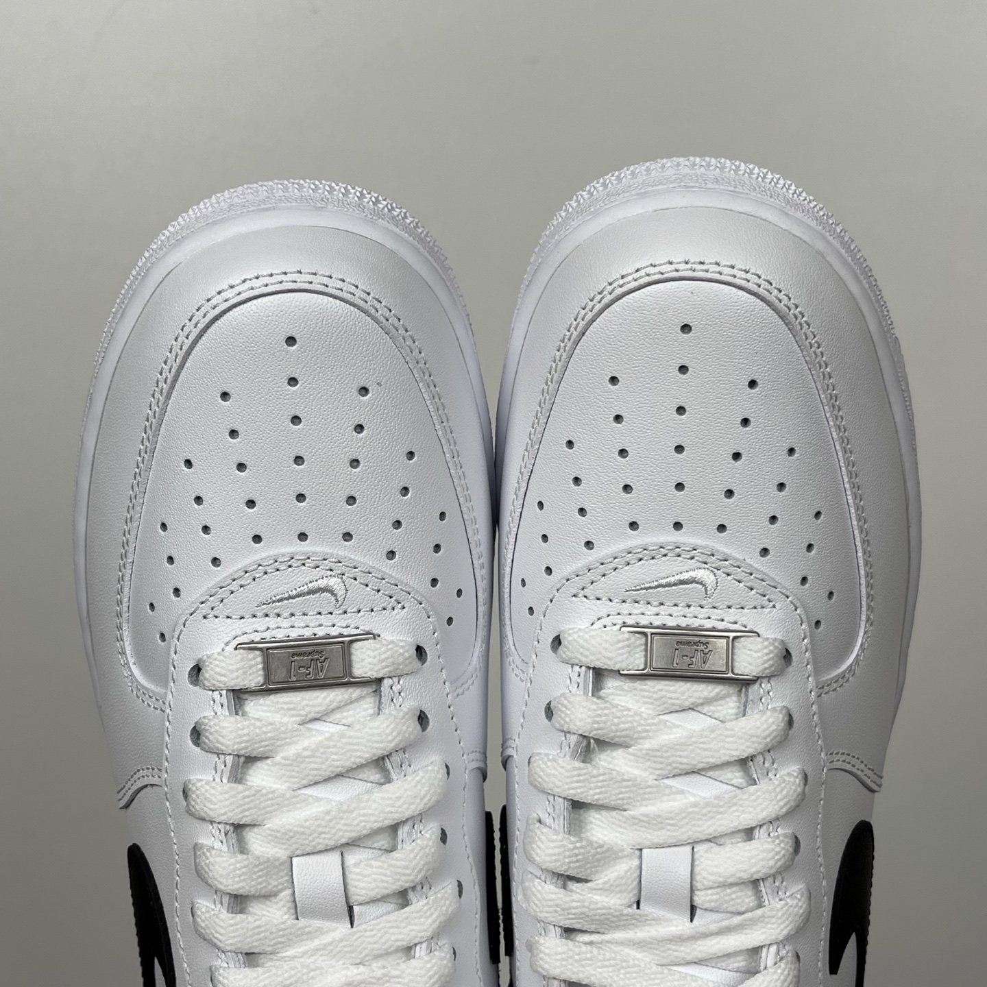 Supreme xNK Air Force 1 CU9225-102