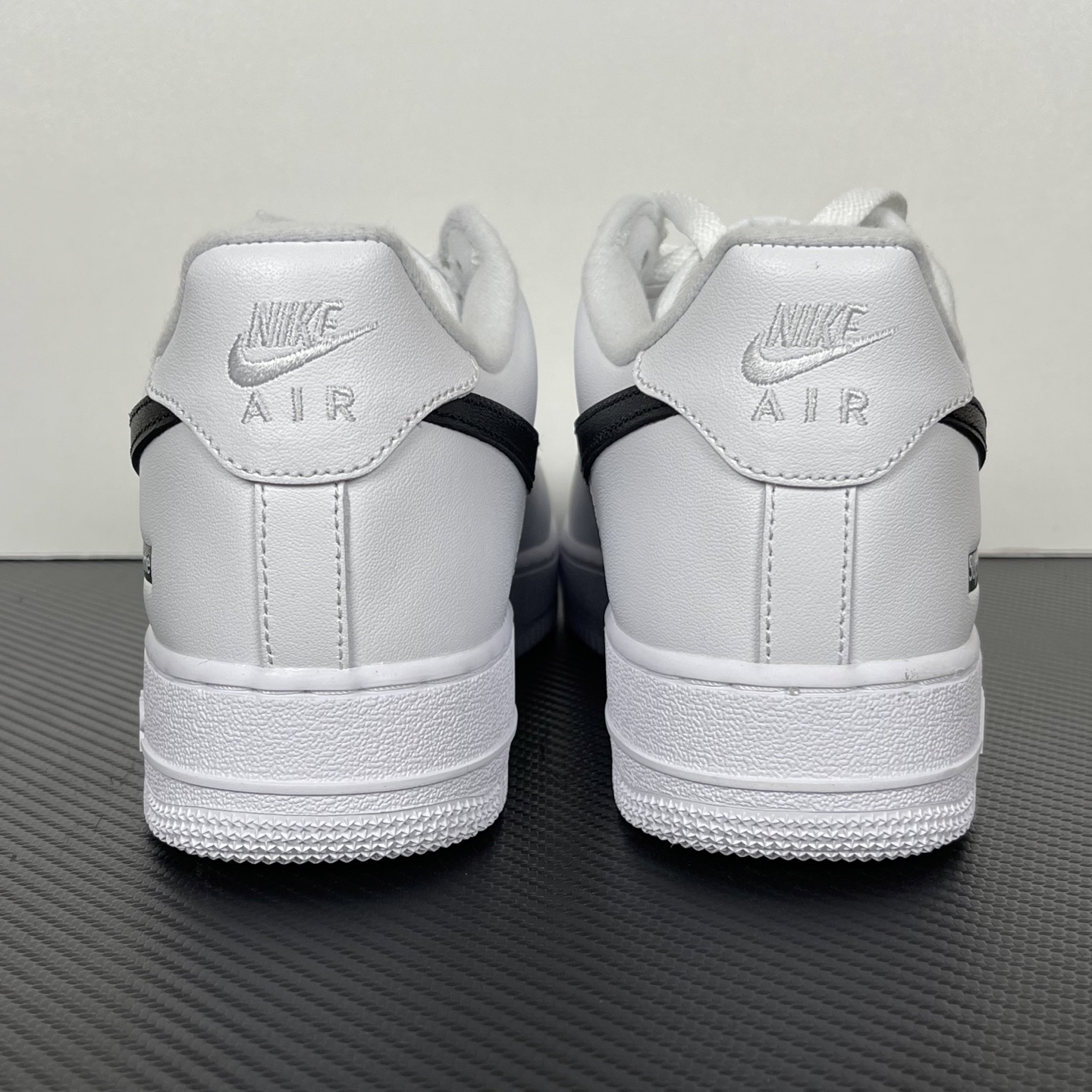 Supreme xNK Air Force 1 CU9225-102