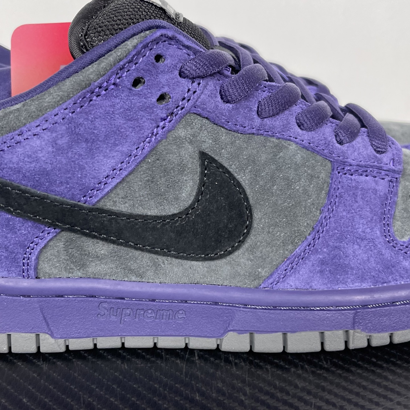 Supreme x Nk Dunk SB Dunk Low HQ8487-500