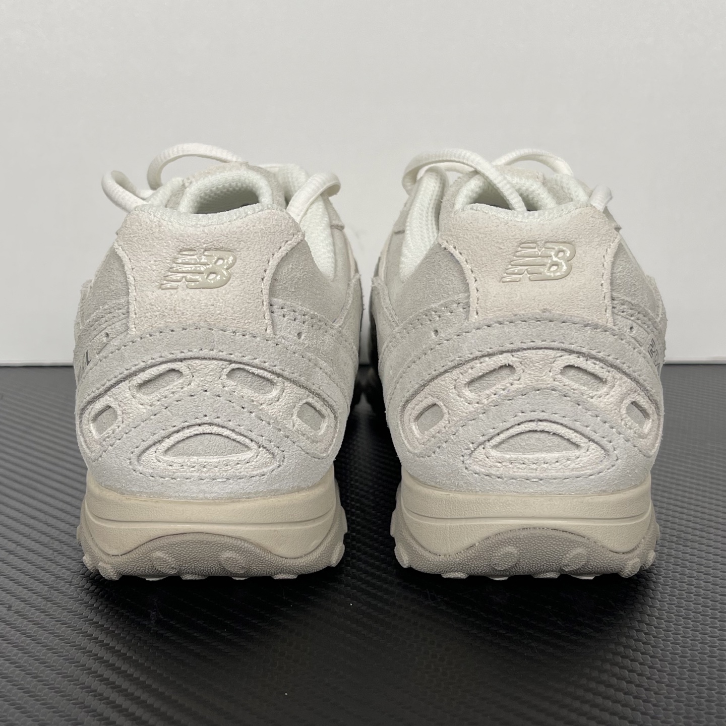 New Balance U204LMMC