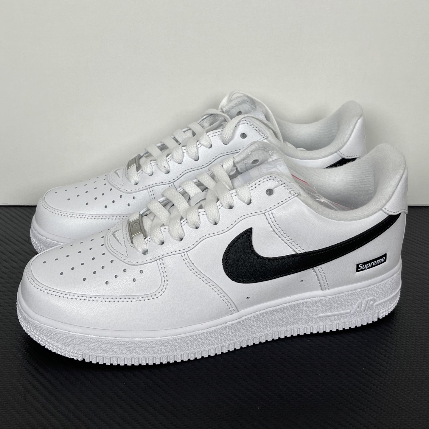 Supreme xNK Air Force 1 CU9225-102