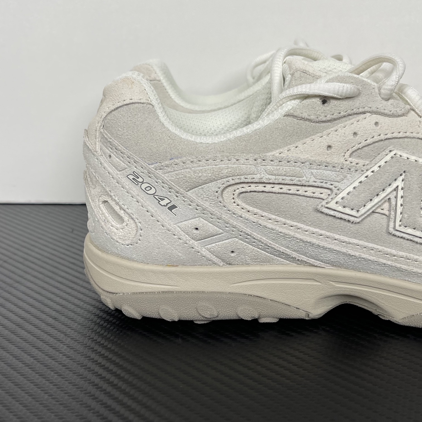 New Balance U204LMMC