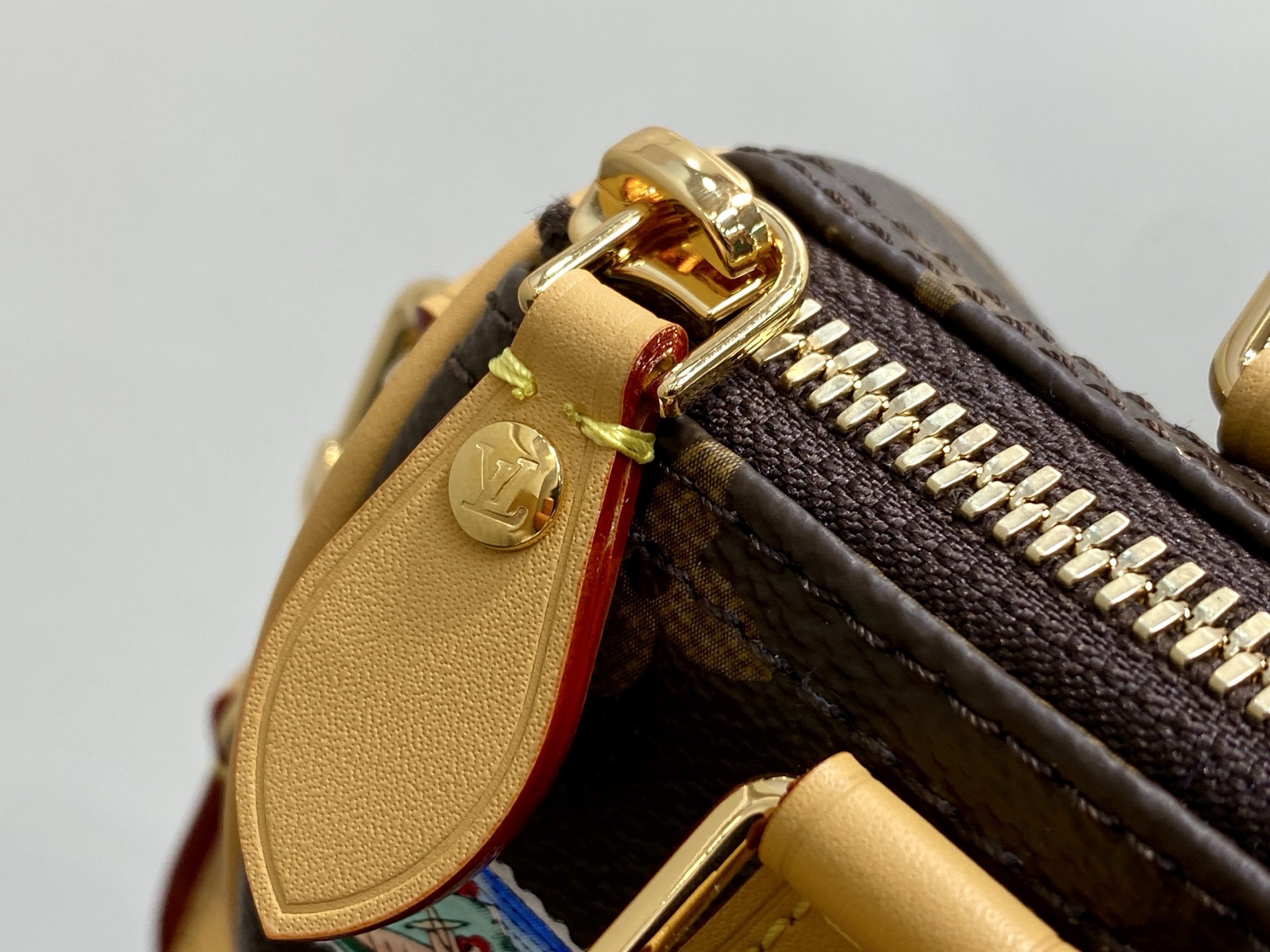 LV Nano Speedy(16x10x7.5CM)