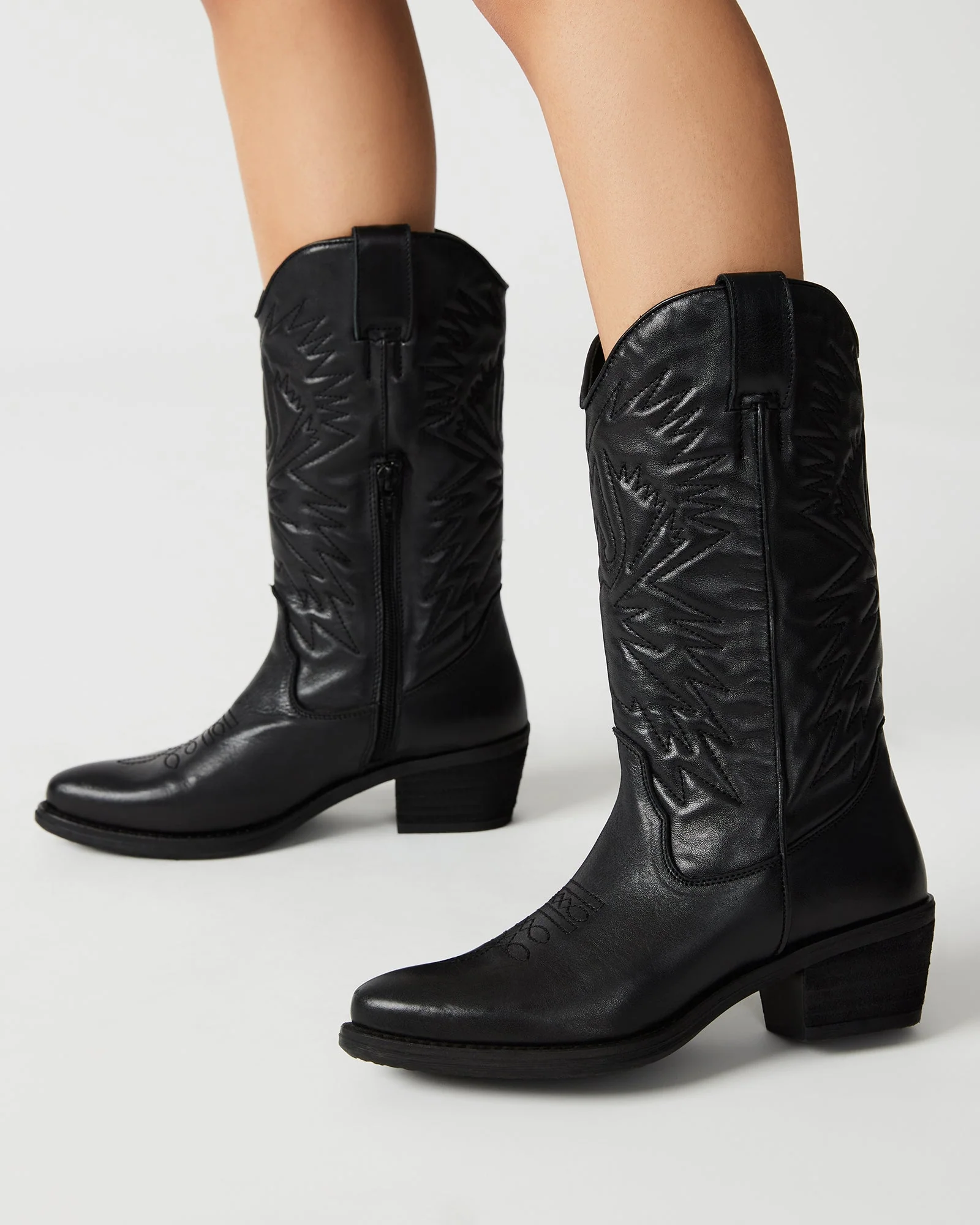 Hayward Black Leather - Sm Rebooted