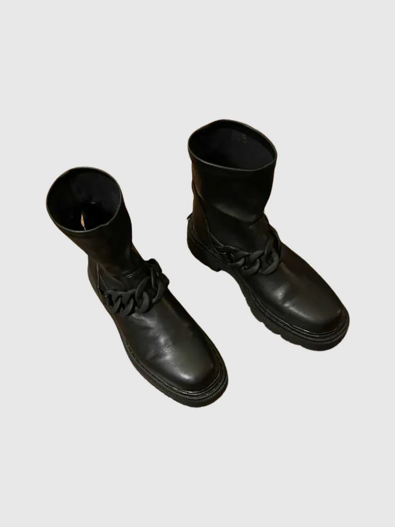 Boots In Black With Front Chain - Sm Rebooted