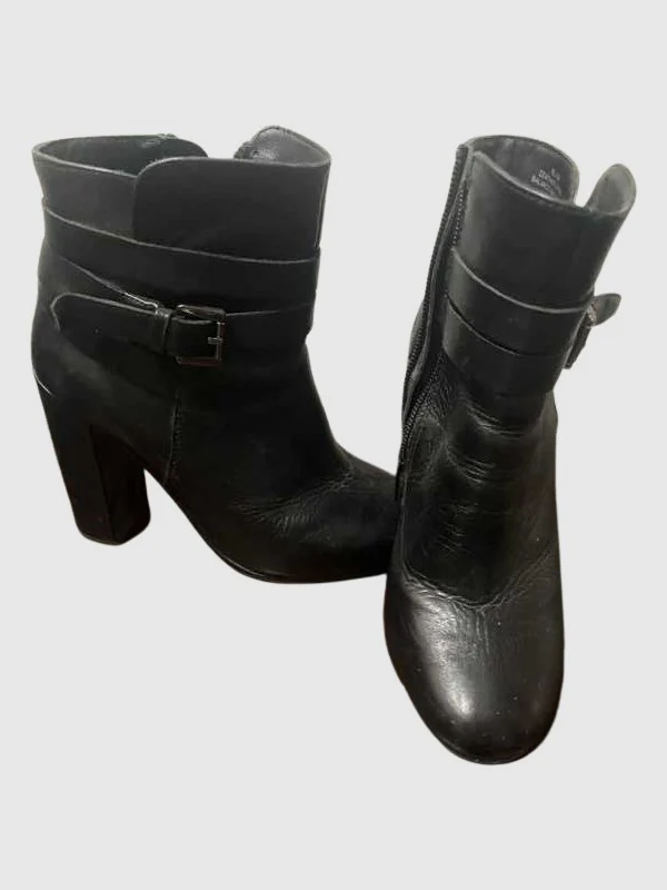 Leather Buckle Bootie In Black - Sm Rebooted