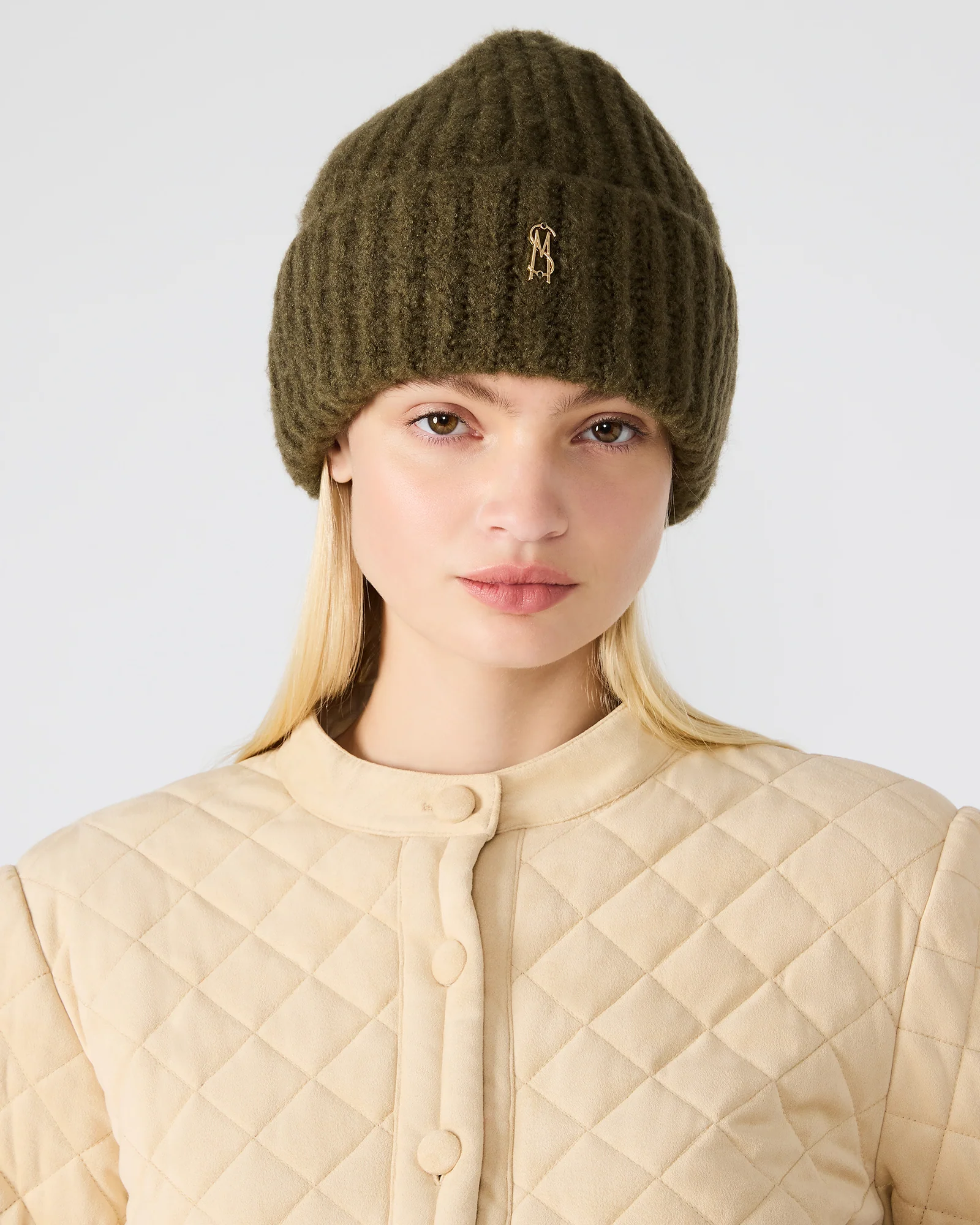 Logo Beanie Grape Leaf