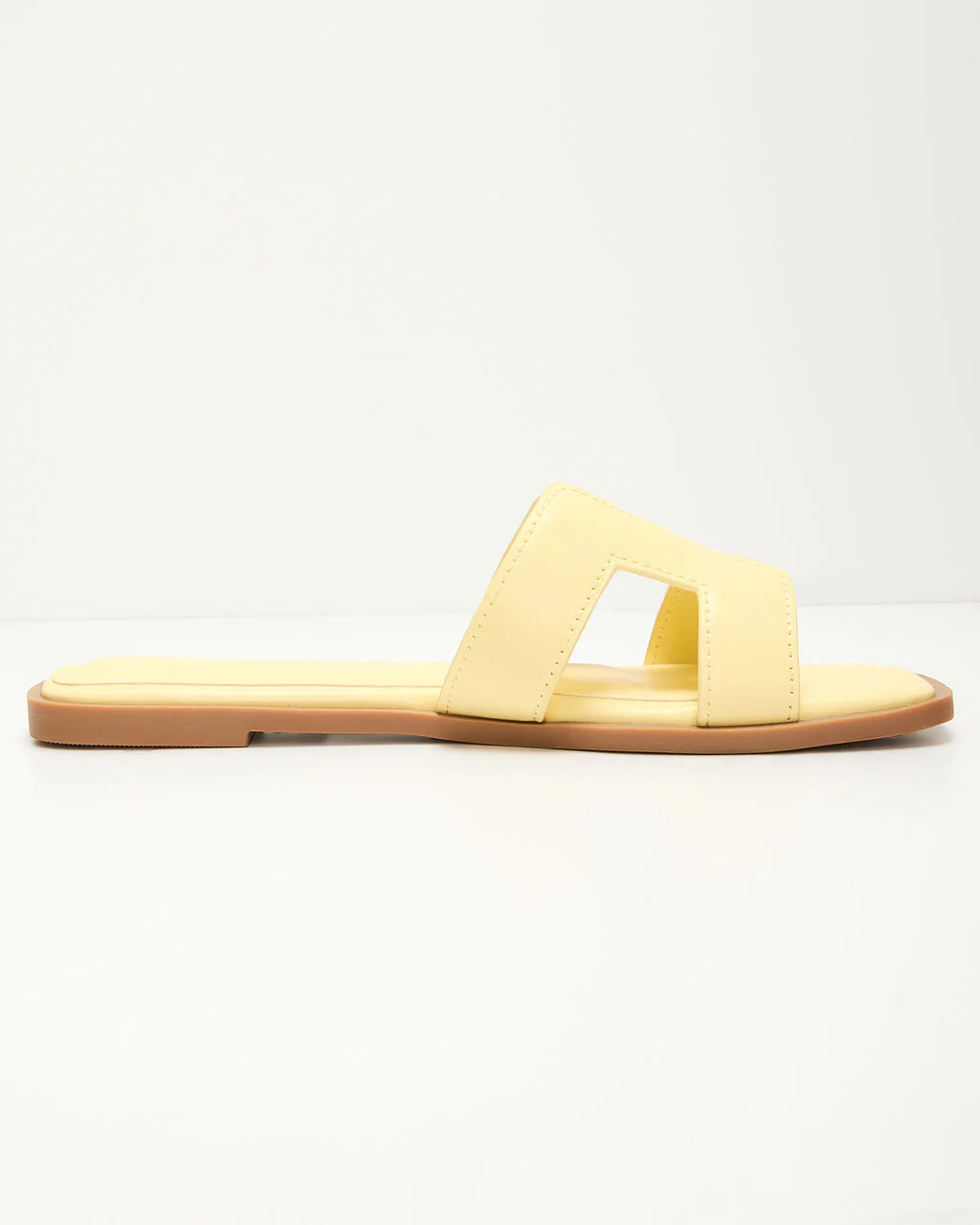 Gordy Flat Sandal