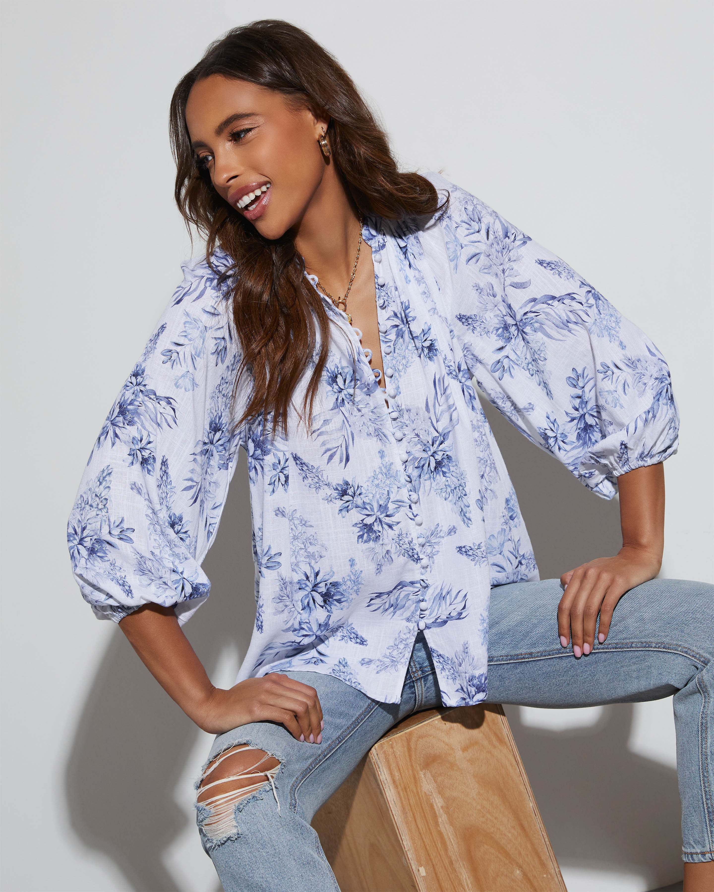 Betsey Floral Linen Long Sleeve Blouse