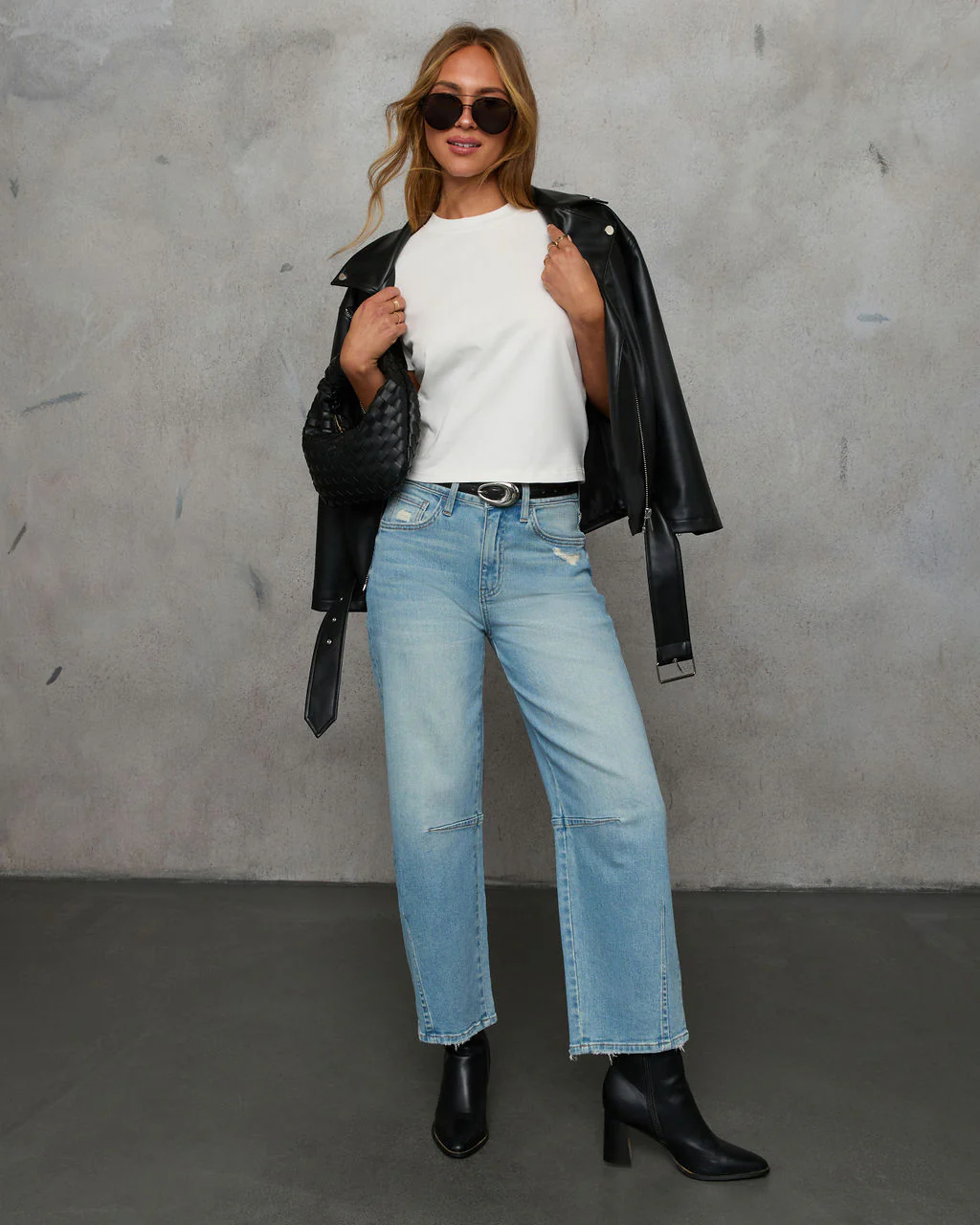 Evangelina Stretch Distressed Barrel Jeans