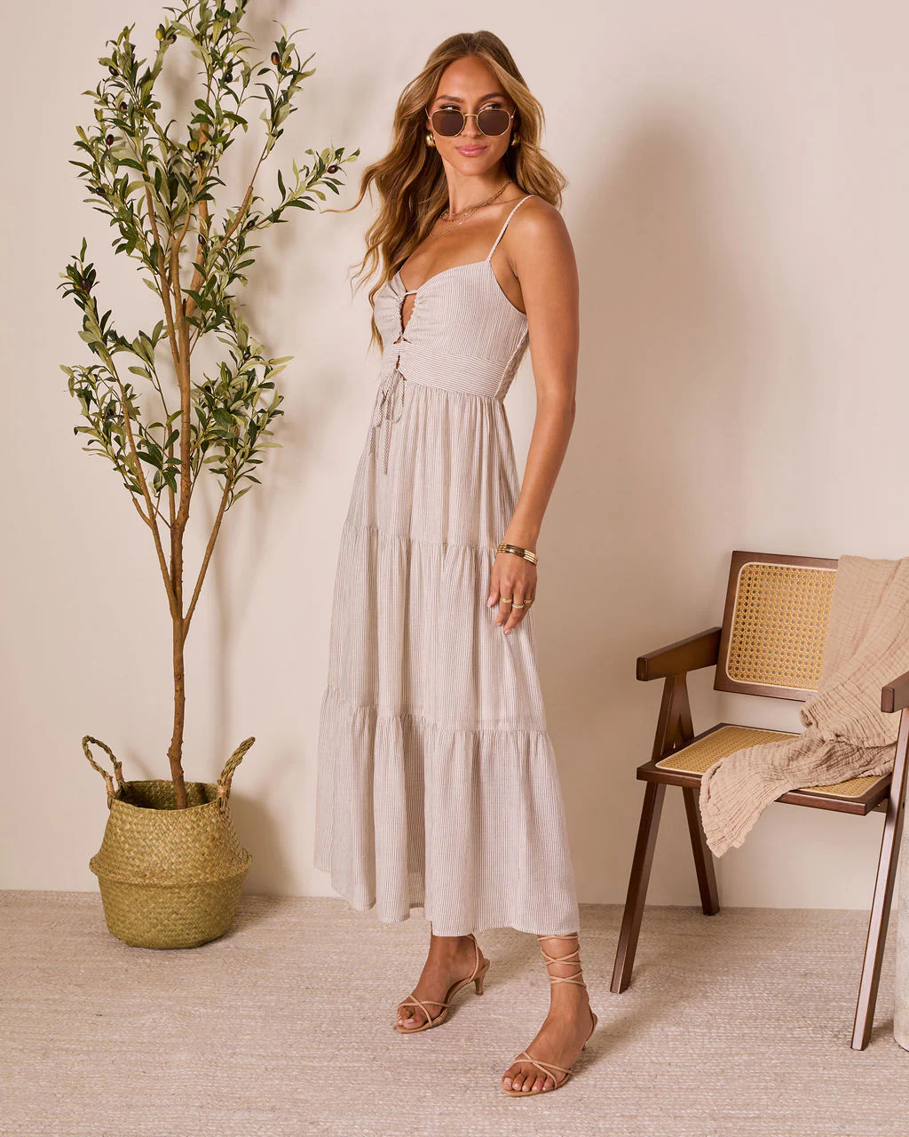 Barefoot Breeze Tiered Keyhole Maxi Dress