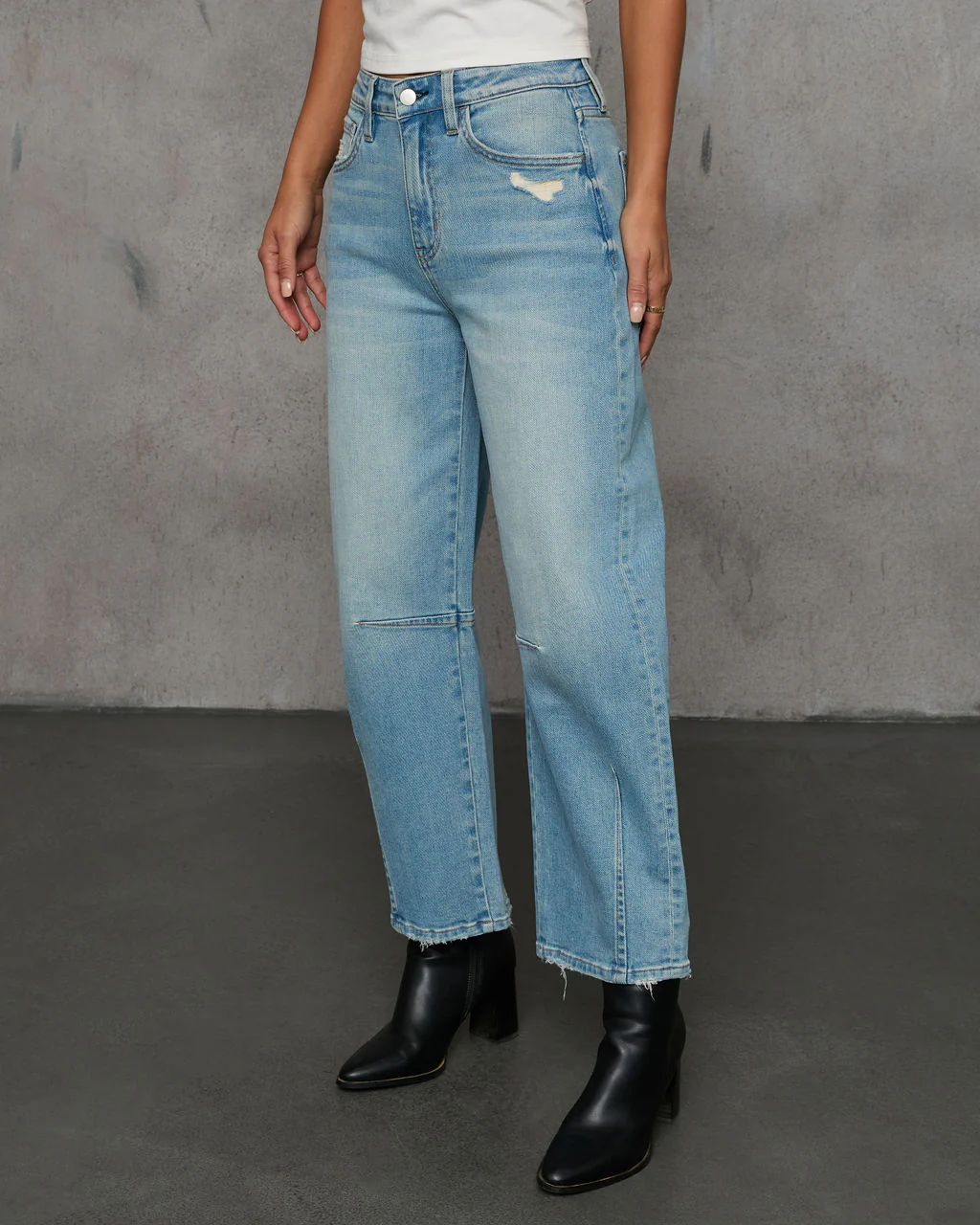 Evangelina Stretch Distressed Barrel Jeans