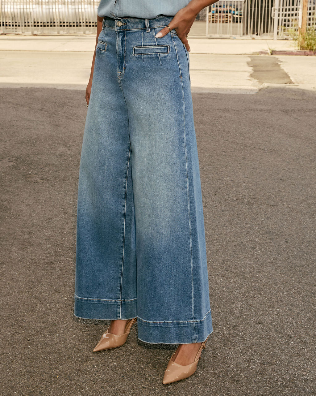 Fresh Cut Wide Leg Jeans