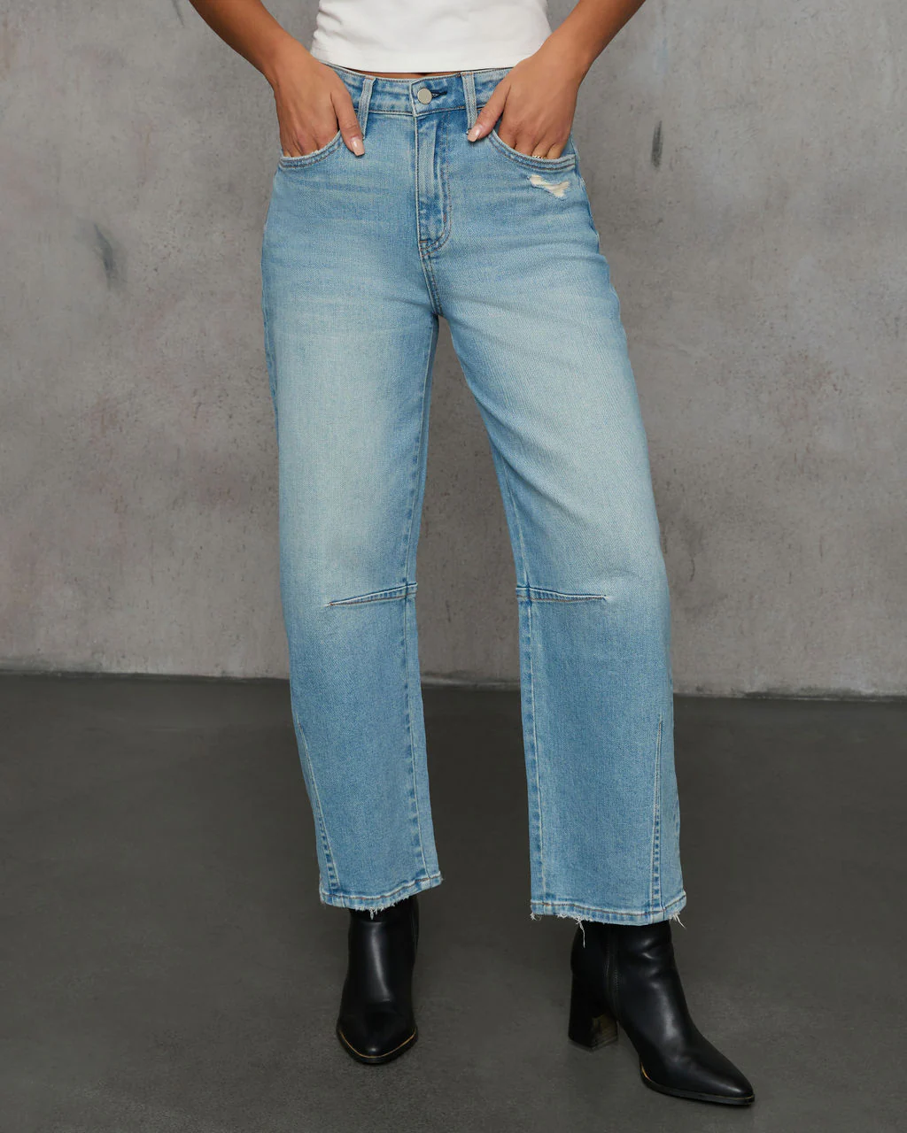Evangelina Stretch Distressed Barrel Jeans