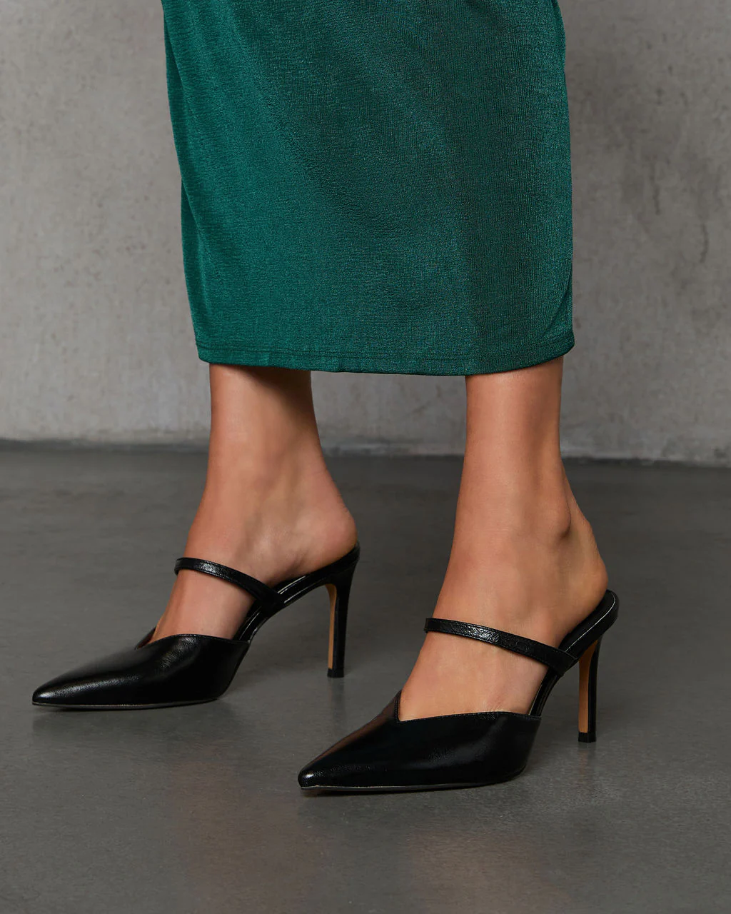 Call The Shots Pointed Mule