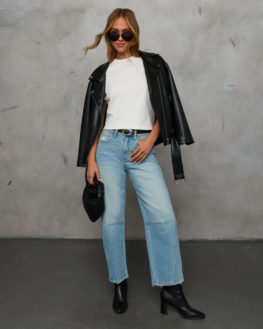 Evangelina Stretch Distressed Barrel Jeans