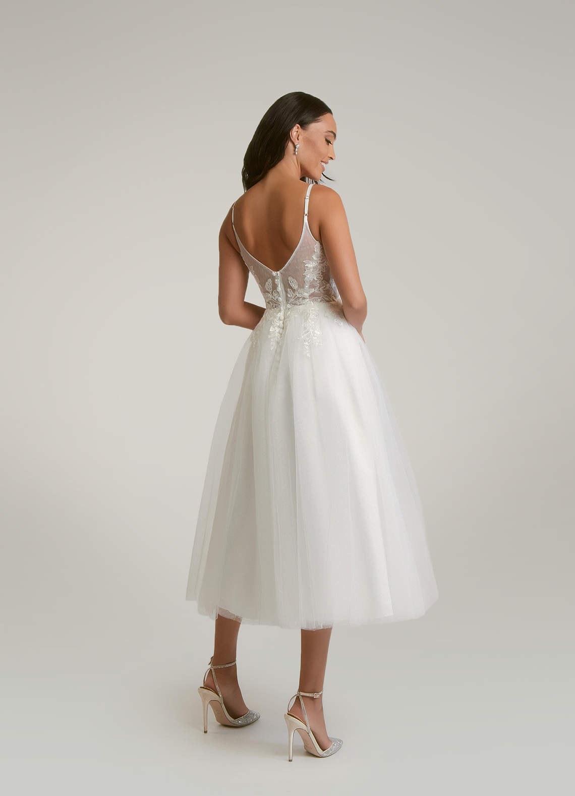 Diamond White A-Line V-Neck Sequins Tulle Dress