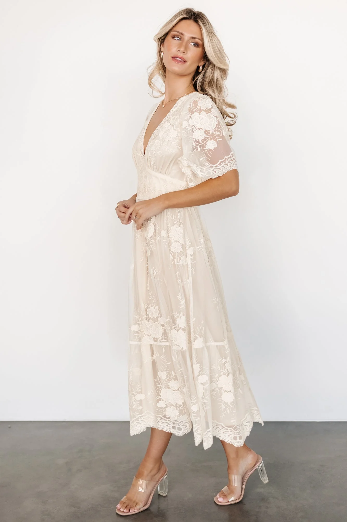 Clarisa Lace Midi Dress | Vintage Cream
