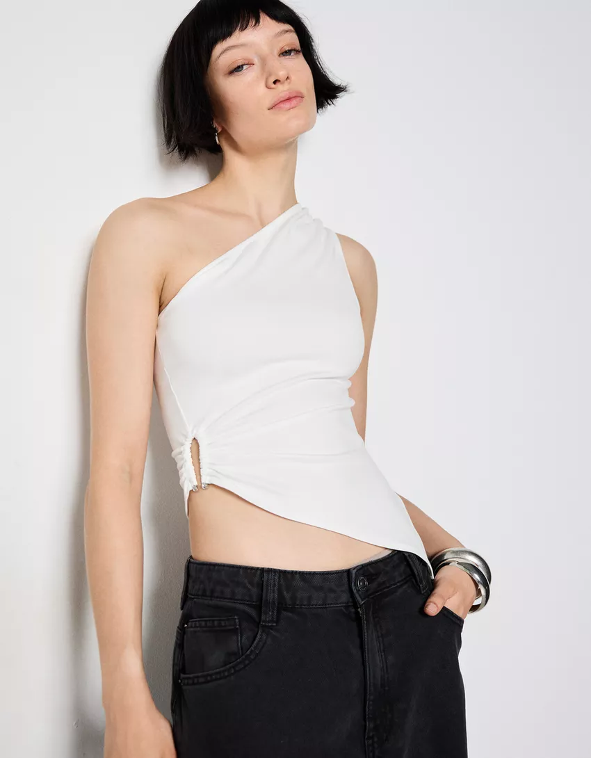 Asymmetric rhinestone top with ring detail