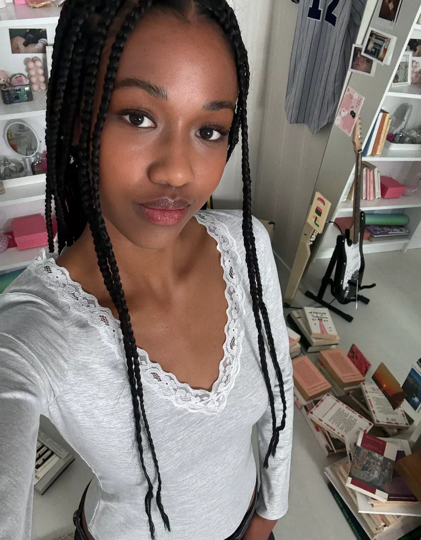 Long sleeve lace-trimmed T-shirt