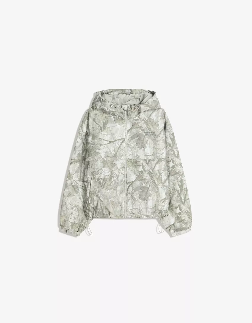 Printed hooded puffer jacket