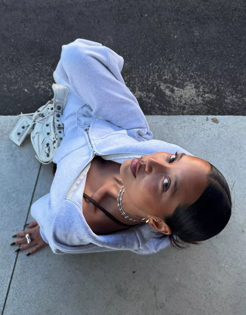 Plush barrel pants with stoppers