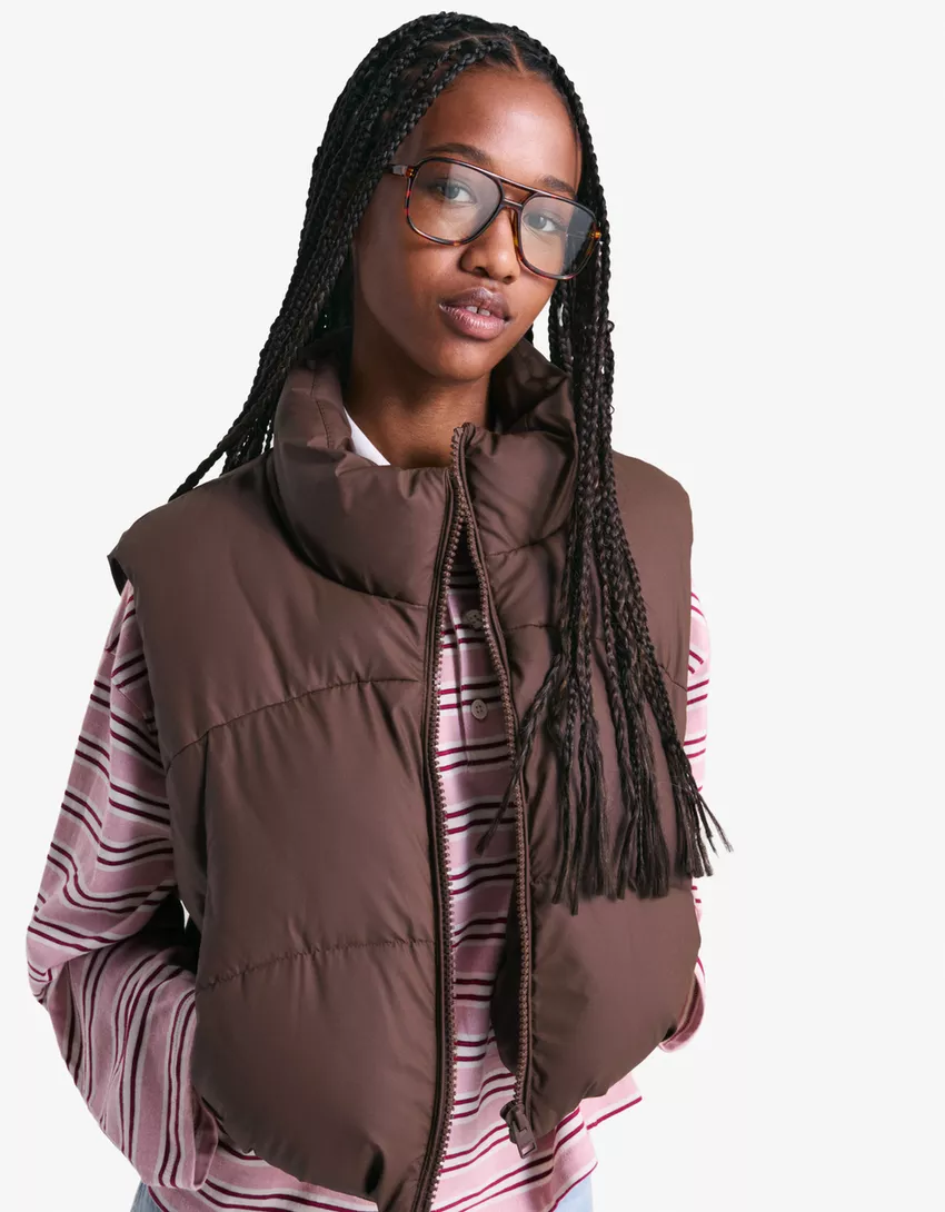 Cropped puffer vest